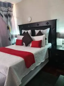 Emtec Farm Accommodation - Maanhaarrand