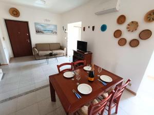 Holiday House 120sqm Garden img1
