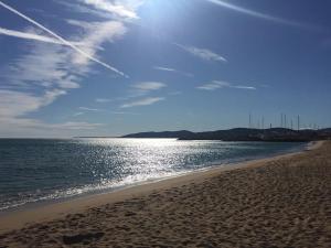 Soleil & sable-Fréjus appt 4 pers-Classé 3-Clim