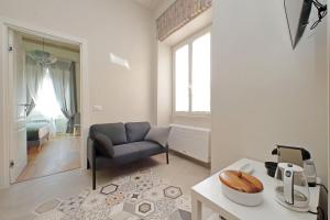 Cozy new flat near the Station!