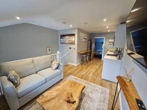 Discovery Suite - The Apple Barn