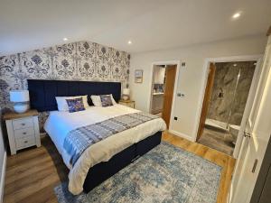 Discovery Suite - The Apple Barn