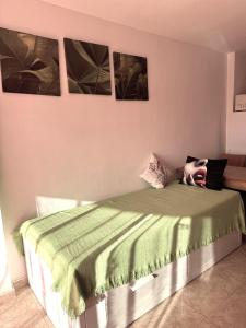 Beachfront Goldenmile Piramides Apartment