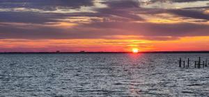 Quality Inn & Suites Gulf Breeze Bayside near Pensacola Beach