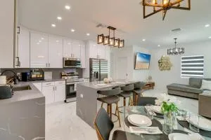4 Mi to Coast Modern Retreat in Vero Beach! - Vero Beach
