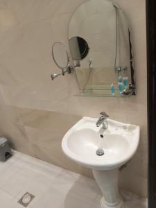 رمق واحد للشقق المخدومة