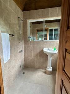 Exclusive Mountain and Farm Villa Escape