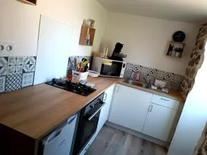 Maisonnette avec jardin - Bournazel