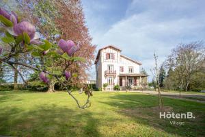 Maisons de vacances Maison Leonce Blanc - Prestige in Lubersac : photos des chambres