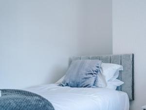 Sleeps 10-5 Beds-Parking-Comfortable - Fast WiFi