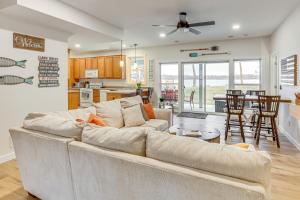 Stunning Waterville Home on Tetonka Lake!