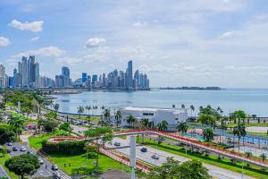 The Sands by Wynwood House