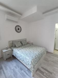 White Apartment Slavija