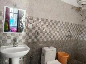 Prabhat Home Stay - Gupta Kāshi