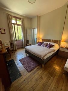 B&B / Chambres d'hotes chateau de Pougy : photos des chambres