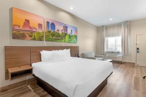 Clarion Pointe Spring - Houston North