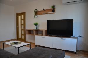 Riverview apartment