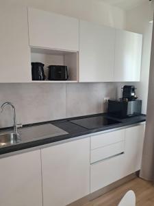 - NumberZ - Rooms Apartments and Suites with Wi-Fi and AC