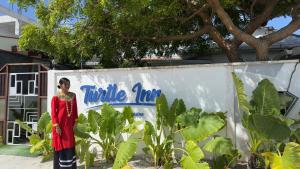 Turtle Inn Dharavandhoo
