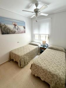 Tu Lugar Bajo el Sol, Vista al mar y piscina