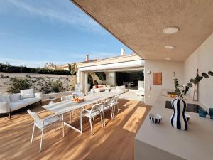 Villa la corniche pieds dans l eau