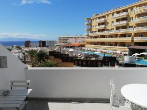 Marina Primavera Vue mer coucher de soleil , 2 climes , WIFI fibre , Adeje