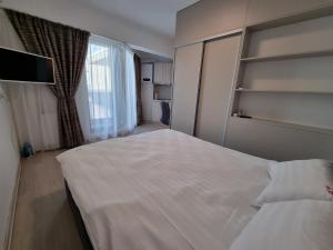 Studio ANA SOLID RESIDENCE