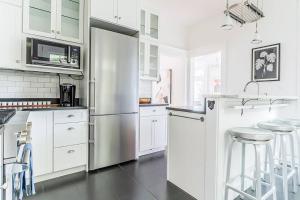 Charming Urban Retreat Elegant Home in Cap Hill