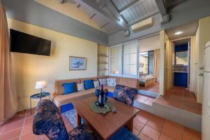 Blue Marine 1 VIP Barbati On The Beach - Public Pool