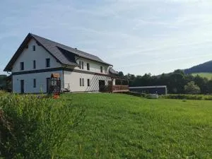 Penzion Sen Ostružná - 拉莫佐夫