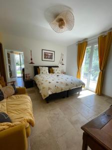 Maisons d'hotes Au combe de canet : photos des chambres