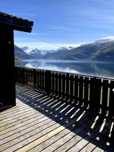 Stryn - Faleide - Cabin Fjord view