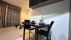 Beautiful condo, BTS Thonglor, 5mins by walking