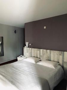 Hotels Brit Hotel Le Surcouf : photos des chambres