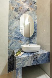 BEQUEST Corinthian Luxury suites