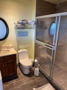 Beachfront condo with stunning ocean views