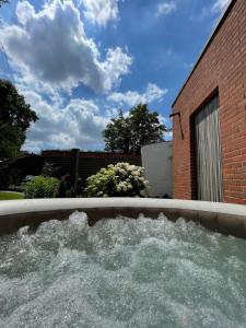 Ruime gedeelde woning met privé-kamer en modern comfort