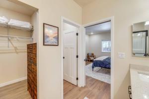 Massive 3 bedroom close to the water