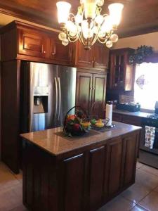 Large 3 bedroom with King beds