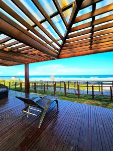 O Incrível Cupe Beach Living, Pé na areia na praia do Cupe by HM