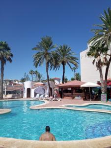 Estudio 2 personas con piscina en Denia