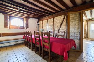 Maisons de vacances Gite 8 chambres entre Reims et Epernay - La Cheneviere - Gites Au Beau Sarrazin : photos des chambres