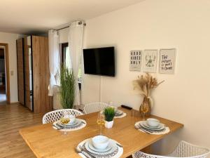 Wohnung IDA ruhig, modern mit Parkplatz bei RW und VS