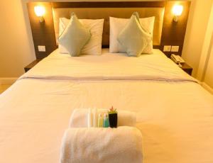 Hotel Infinity Grand Near Delhi Airport