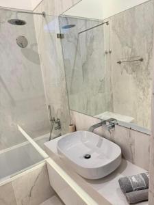 Quarto Com Banheiro no Coração de Lisboa