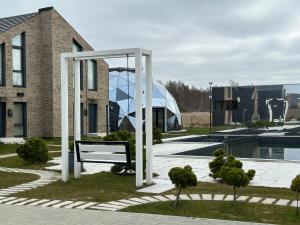 Bali coziness next to forest at J7 resort