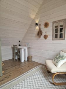 Otwarte Okiennice Soce 74