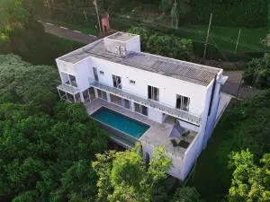 Luxo e segurança - 30 minutos de SP - Barueri