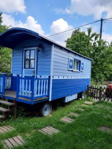 Charming Caravan Near Hamois with Garden