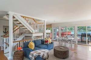 Waterfront Getaway - Dock UR Boat & Walk to Beach! - Shady Side